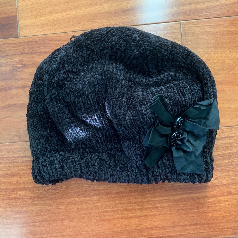 Black Knit Beanie with Button Detail